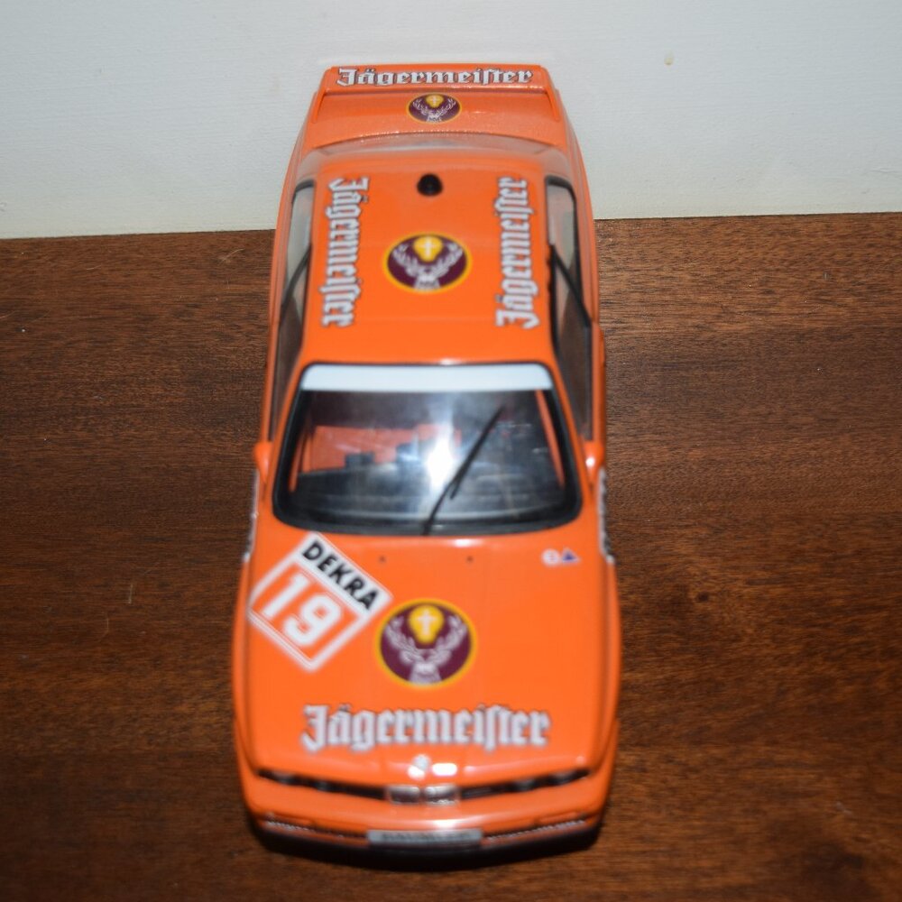 SOLIDO 1:18 BMW M3 E30 DTM 1992 JAGERMEISTER #19 HAHNE Racing Car Model + Box - Picture 4 of 8